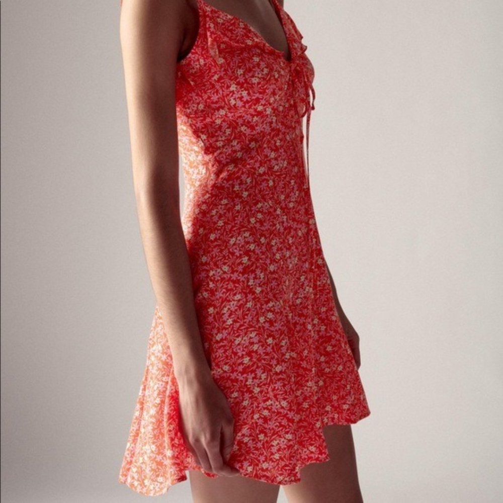 ZARA Dress Red Floral Ruffle Flirty Mini Tie Front Spaghetti‎ Straps Size Small